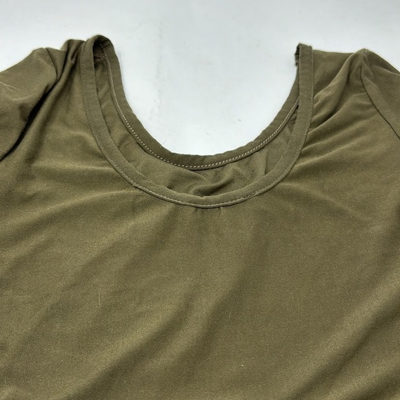 ellie & Kate Bodysuit olive green in color and size s a very soft fabric - Picture 3 of 4